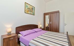 Apartment Mia